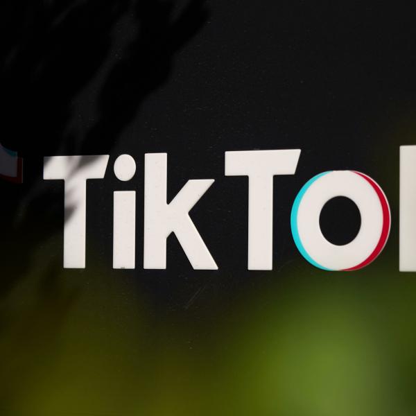 Usa, trema TikTok! La Camera approva il divieto di accesso al social, ora tocca al Senato