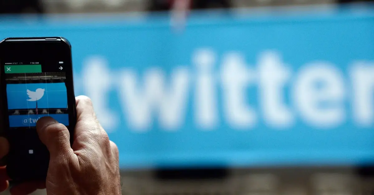 Twitter stop inserzioni, l’abbonamento Premium a 8 dollari