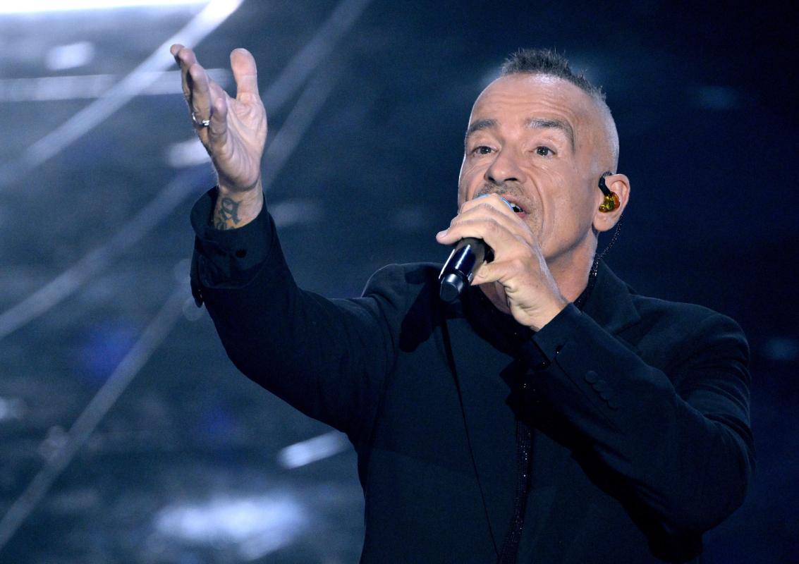 Eros Ramazzotti e Dalila Gelsomino in crisi? La smentita del cantante | FOTO