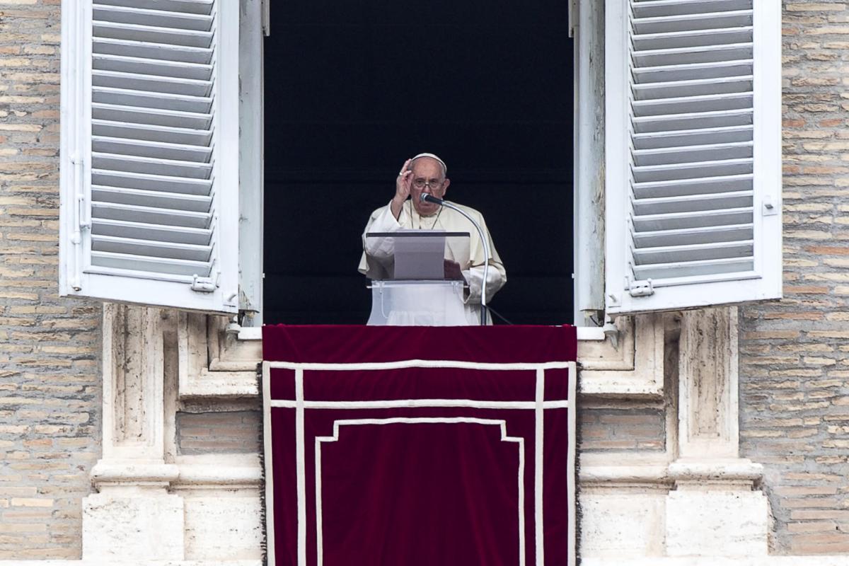 L’Angelus di Papa Francesco nel segno di San Pietro: “Un uomo come …