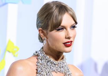 Taylor Swift annuncia il nuovo album dal palco degli MTV VMAs