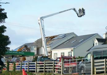 Irlanda, esplosione in una stazione di servizio: 7 morti e una deci…