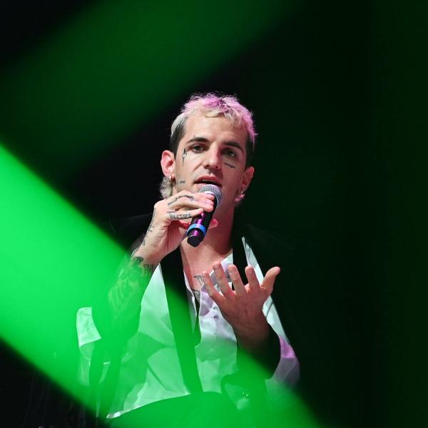 Achille Lauro tour 2024: date, biglietti, prezzi e scaletta dei concerti estivi