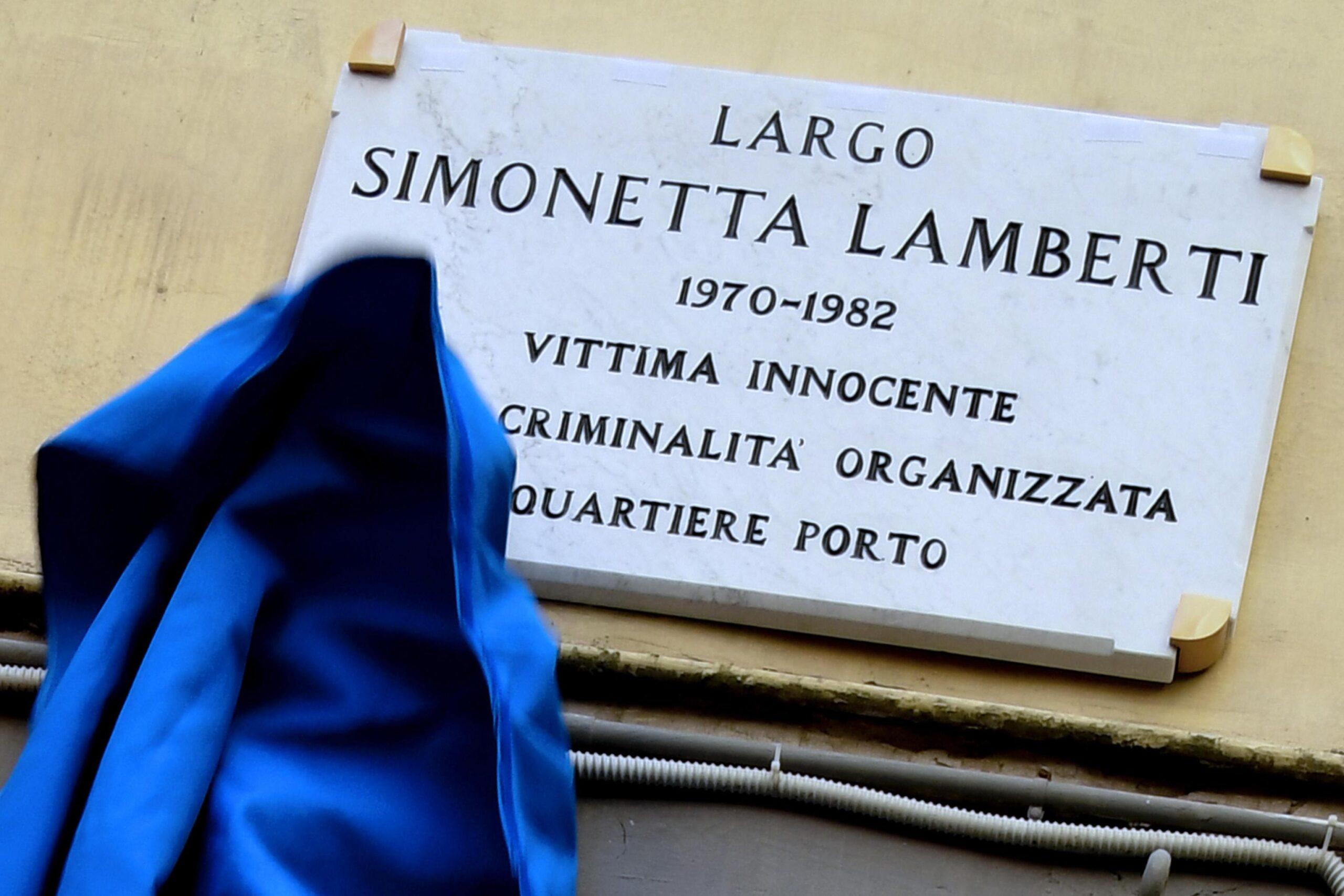 Chi era Simonetta Lamberti e chi l’ha uccisa? La storia dell’omicidio che il 29 maggio di 42 anni fa sconvolse la città di Napoli