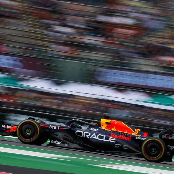 Formula 1, Verstappen comanda anche le prove libere 2 in Messico: i risultati