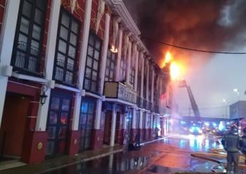 Incendio in Spagna, tragedia nella discoteca Teatre di Murcia, ci sono morti e numerosi feriti | FOTO