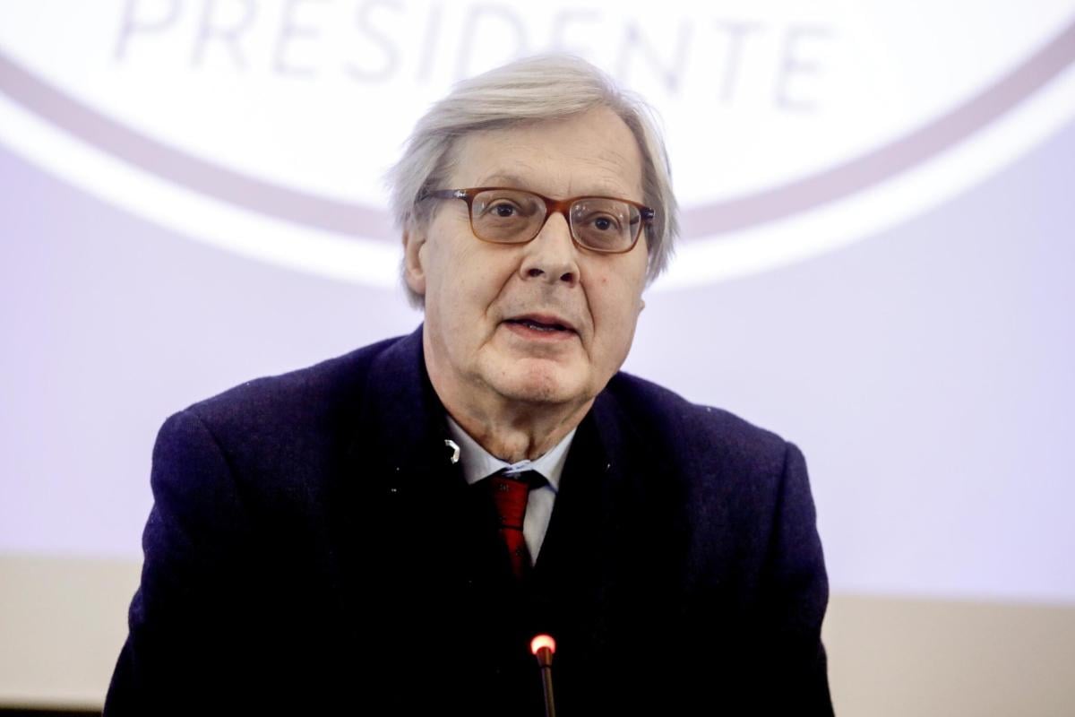 Sgarbi ha deciso “Resto Sottosegretario, ma aiuterò l’Assessore all…