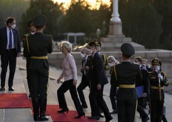 Trilaterale a Pechino, von der Leyen auspica “una pace giusta” in Ucraina