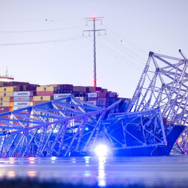 Usa, a una settimana dal crollo del ponte di Baltimora, aperto un canale alternativo