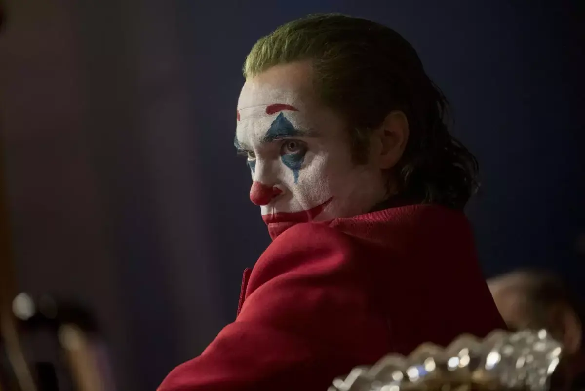 Joker 2, il musical con Joaquin Phoenix e Lady Gaga nella prima fot…