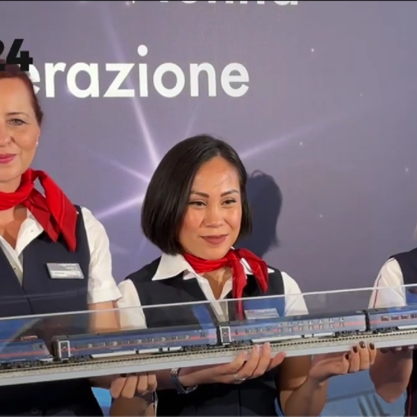 Trenitalia e OBB presentano il nuovo ‘NightJet’, il treno notturno da Roma a Vienna: quando parte il collegamento e il costo