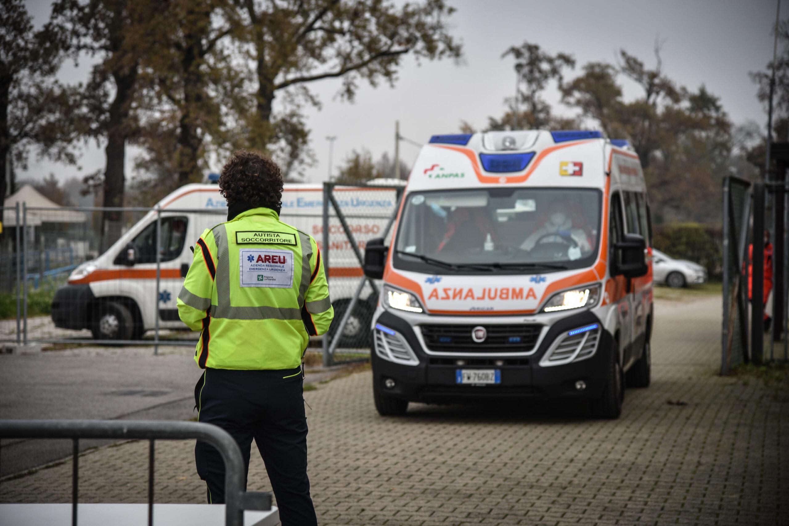 Incidente a Monza in via Buonarroti: 11enne muore investito