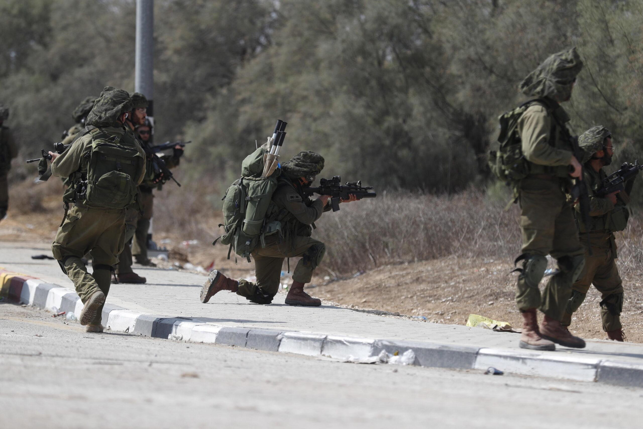 Kibbutz, massacrati 40 bambini: strage di civili di Hamas a Kfar Azza