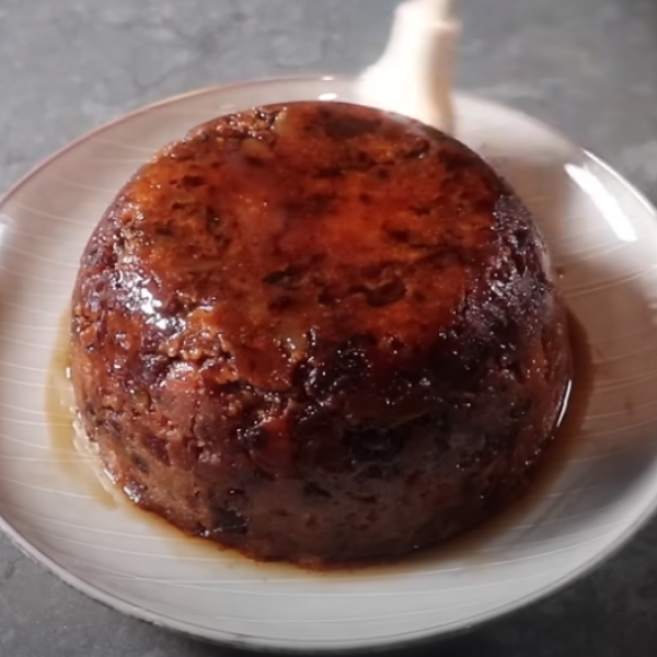 Christmas Pudding ricetta originale: ecco come preparare il dolce natalizio britannico