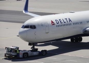 Usa, atterraggio in tragedia per un operaio della Delta Air Lines