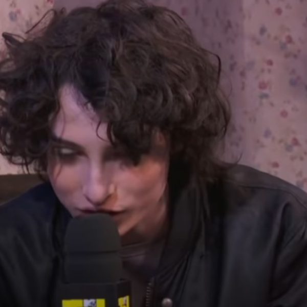 Finn Wolfhard fidanzata, chi è Elsie Richter: età, curiosità