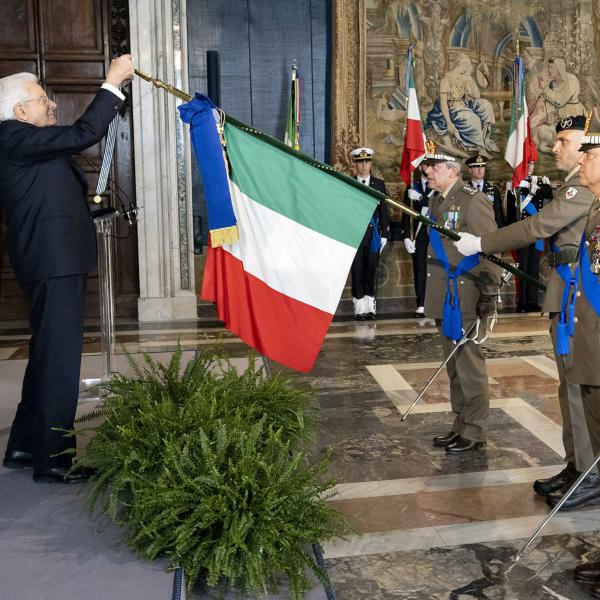 Giornata nazionale della bandiera, oggi festa del Tricolore, Mattarella: “E’ simbolo di coesione”