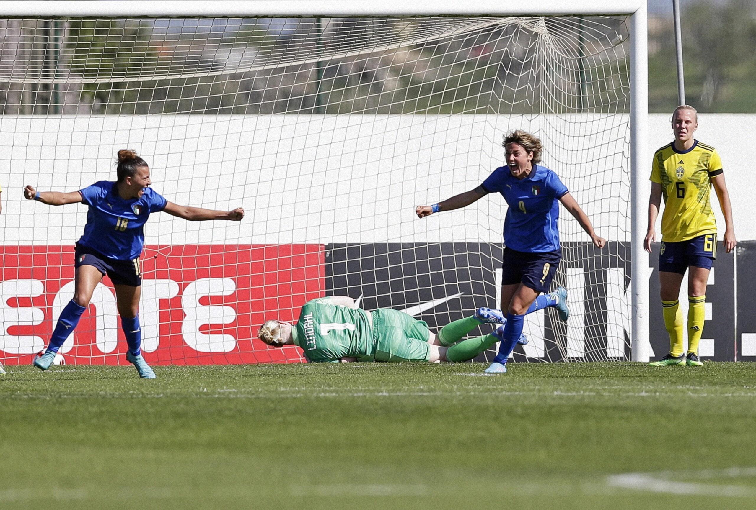 Calcio femminile, l’Italia batte la Colombia: a Roma finisce 2-1