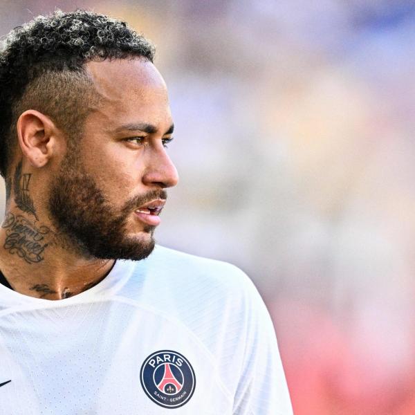 Addio Paris Saint Germain, Neymar è ufficialmente un nuovo giocatore dell’Al Hilal