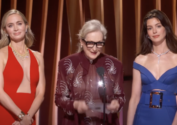 Sag Awards 2024, “Il diavolo veste Prada”: tutti pazzi per la reunion di Meryl Streep, Emily Blunt e Anne Hathaway | VIDEO