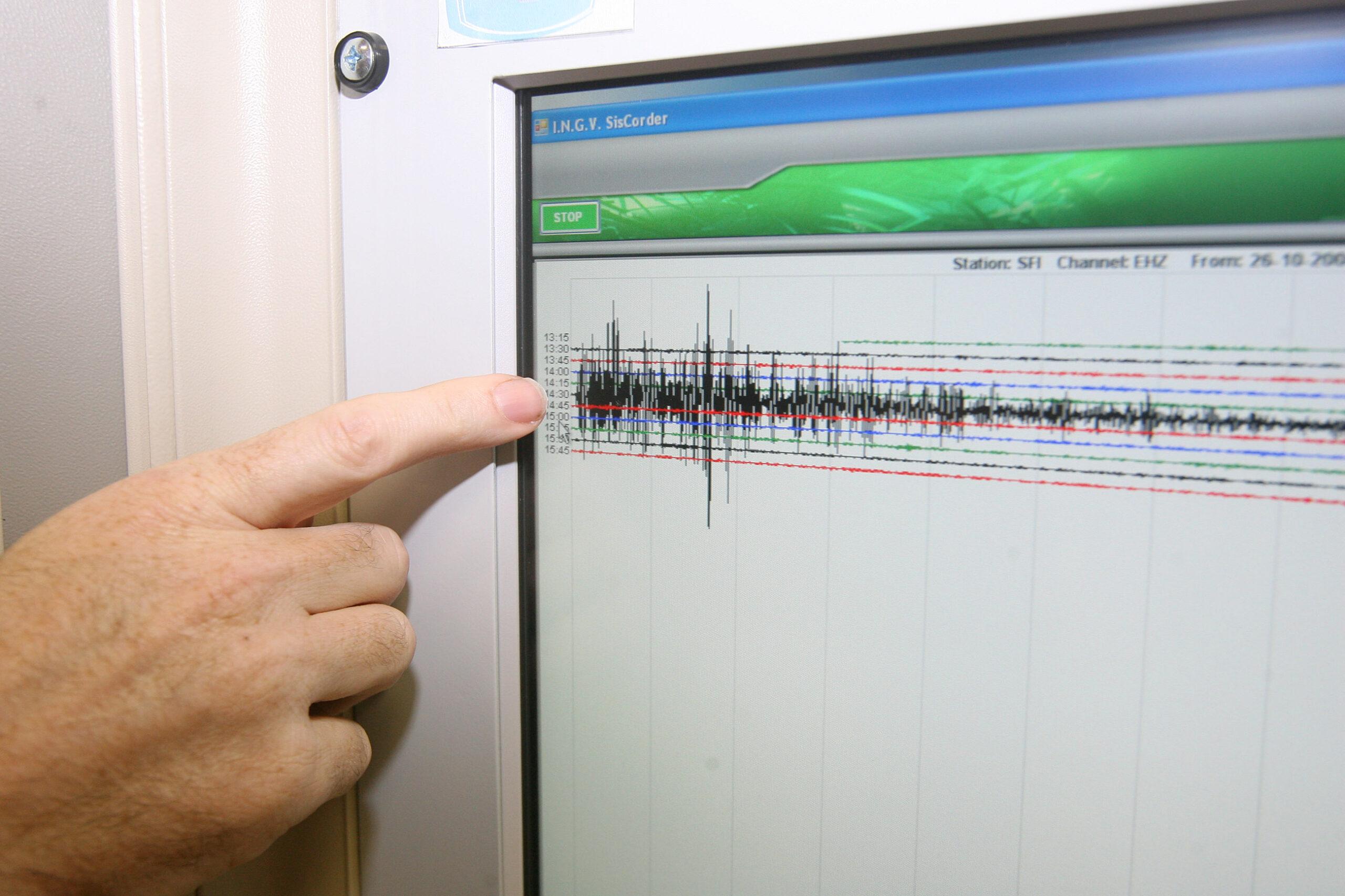 Terremoto a Crotone, 4 scosse sulla costa ionica: la più forte di magnitudo 2.6