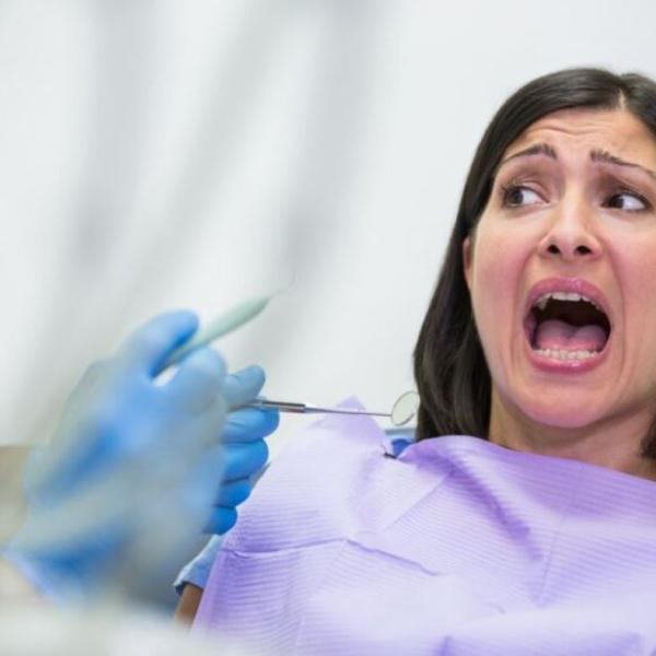 Come superare la paura del dentista: consigli per bambini e adulti