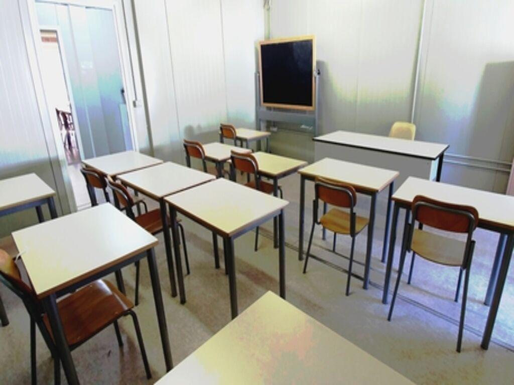 Scuola, in arrivo la proroga contratti Ata fino al 2025/2026