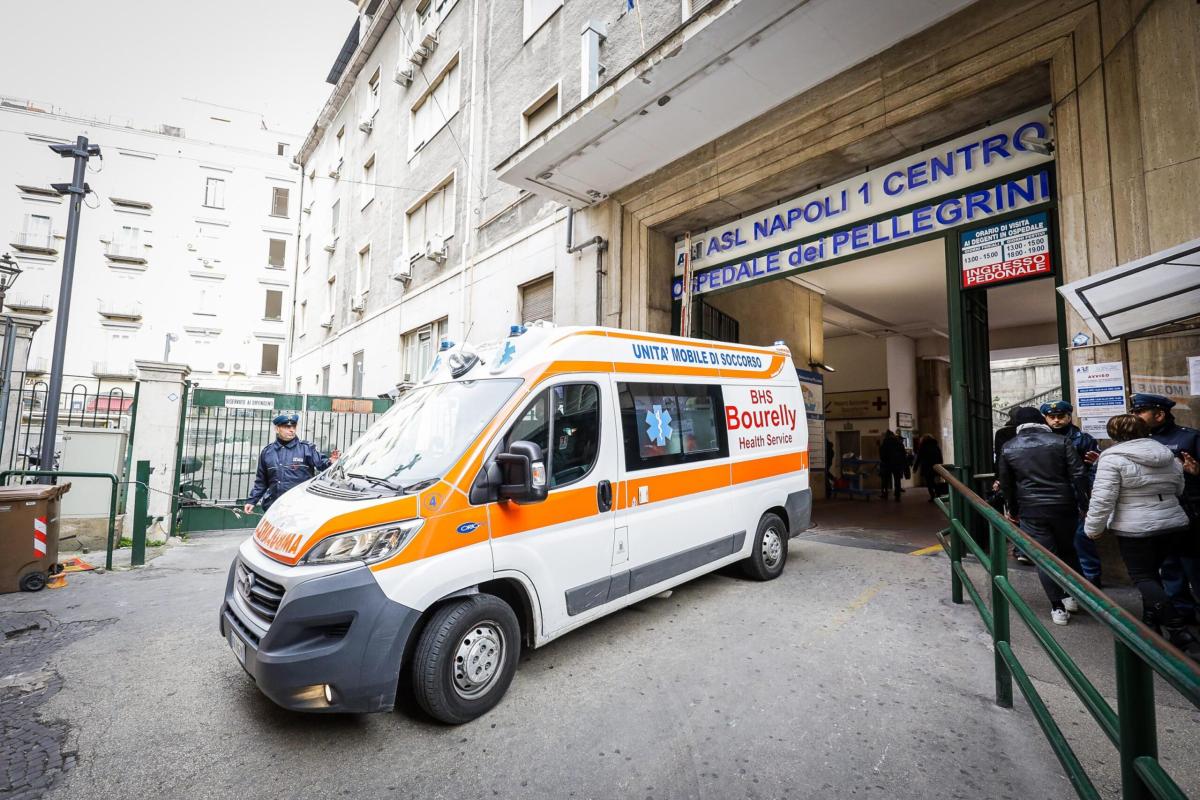 Napoli, 20enne grave dopo un in incidente in scooter: ospedale Pell…