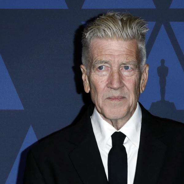 David Lynch soffre di enfisema da fumo: non potrà più uscire di casa e dirigere film