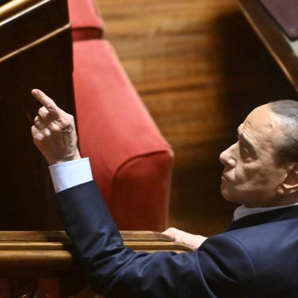 Berlusconi, spunta un nuovo audio: “Così è scoppiata la guerra in Ucraina. Zelensky? Lasciamo stare…”