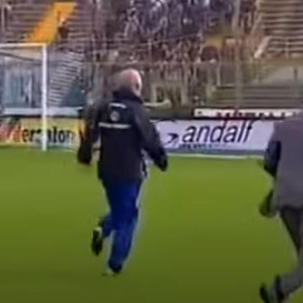 Carlo Mazzone e la folle corsa sotto la curva in Brescia – Atalanta: ecco quando e cosa è successo | VIDEO