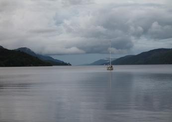 Lago di Loch Ness: quanto è profondo, dove si trova e qual è la leg…