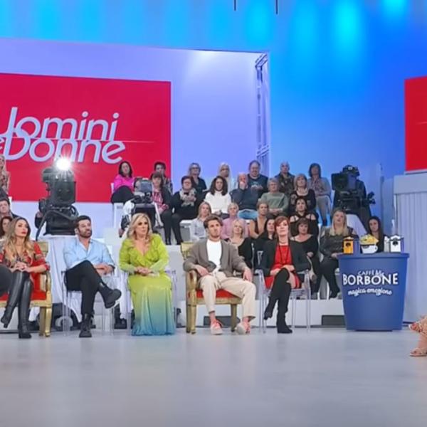 Anticipazioni Uomini e donne oggi 19 marzo 2024, l’evento mai accaduto nel dating show