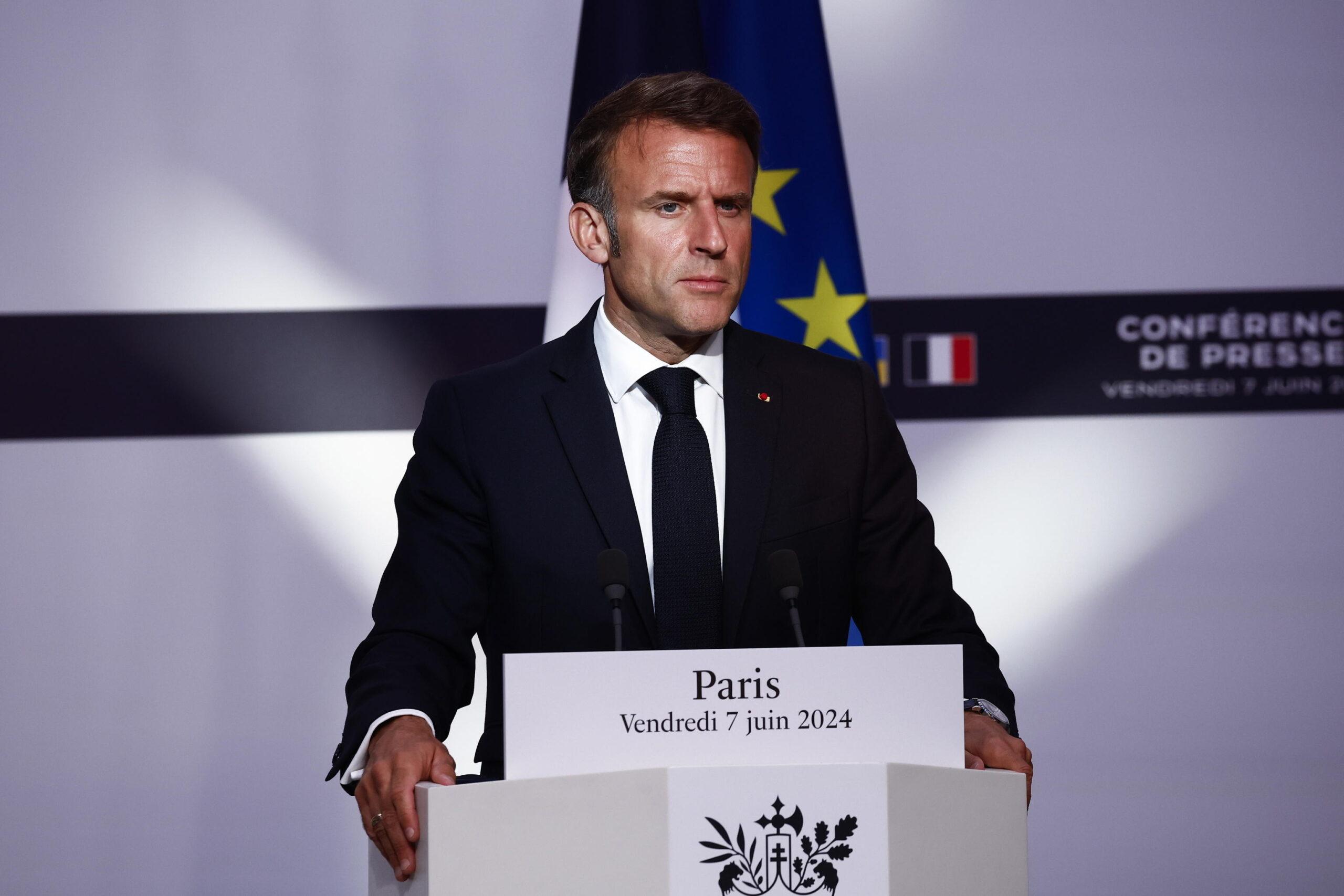 Macron disfattismo