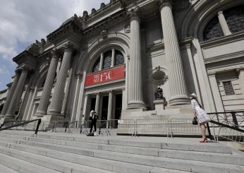 Metropolitan Museum di New York: sequestrate 27 opere d’arte, 21 sono italiane