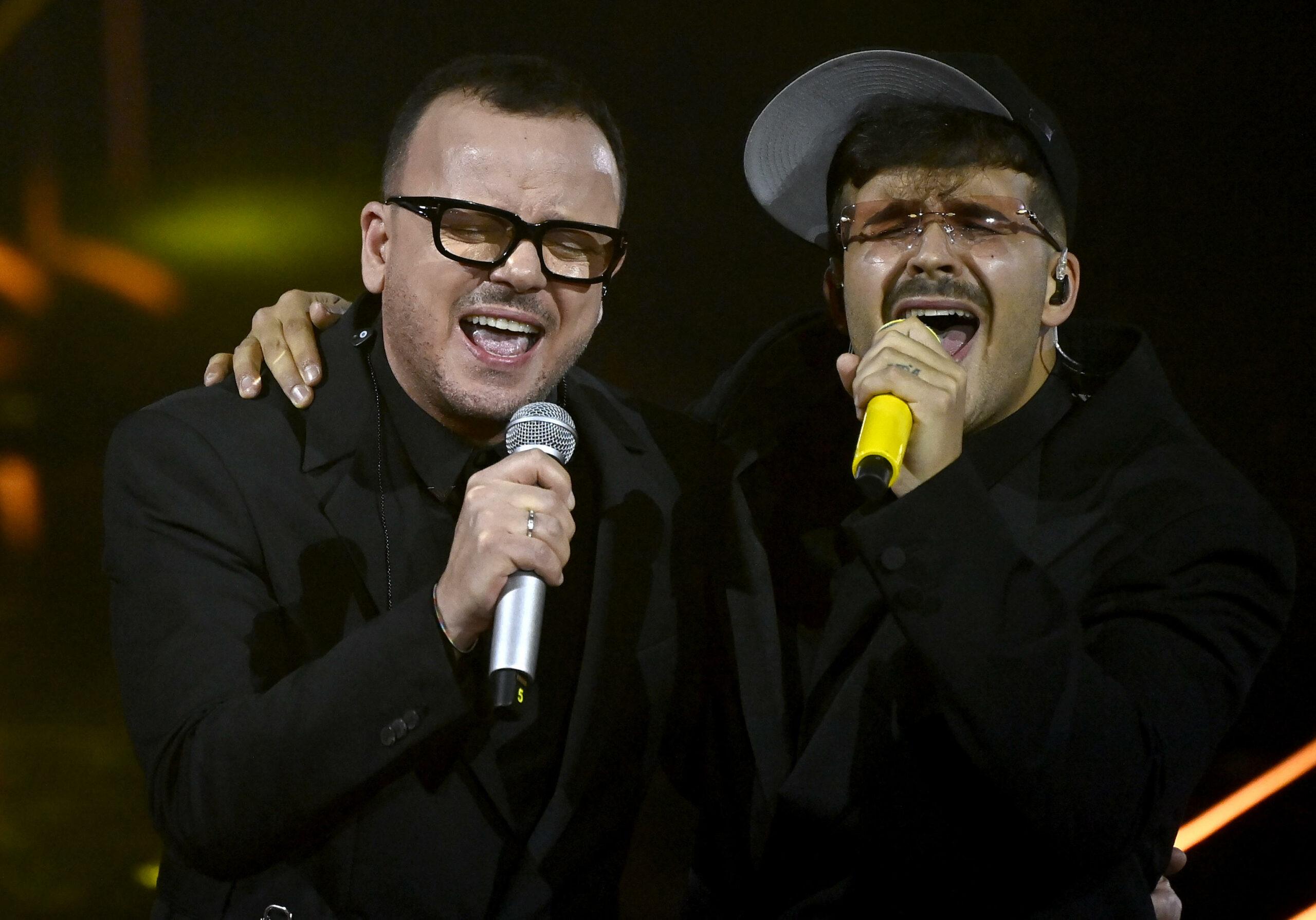 Sanremo 2024, Gigi D’Alessio sui fischi: “A Geolier lo stesso mio destino”, lo spettacolo aberrante