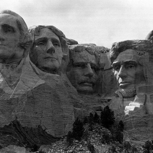 Accadde oggi 3 marzo 1933: inaugurato il Monte Rushmore