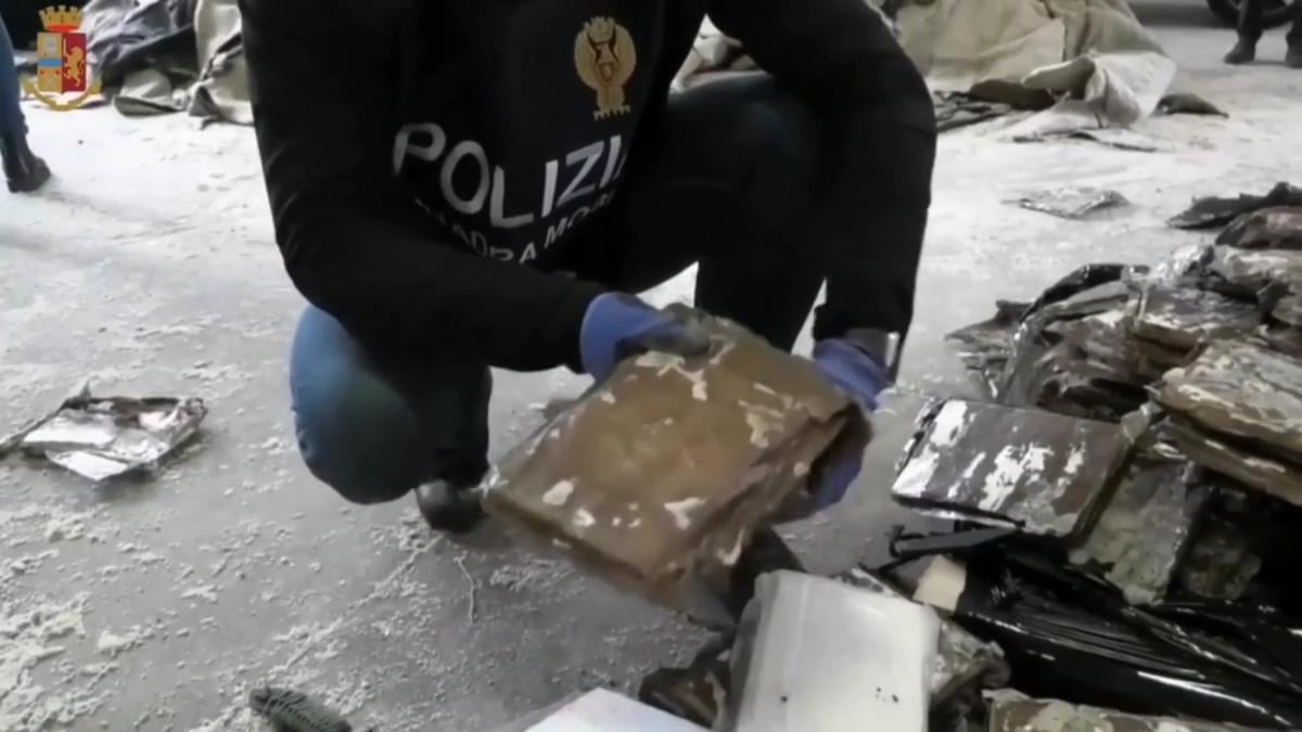 Genova, 15 arresti per traffico internazionale di droga