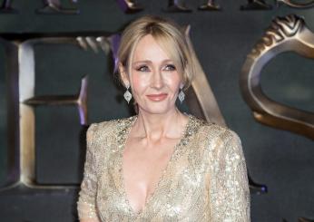 J.K. Rowling, autrice di Harry Potter si difende dalle accuse di transfobia: “Non credo che l’anima abbia un genere”