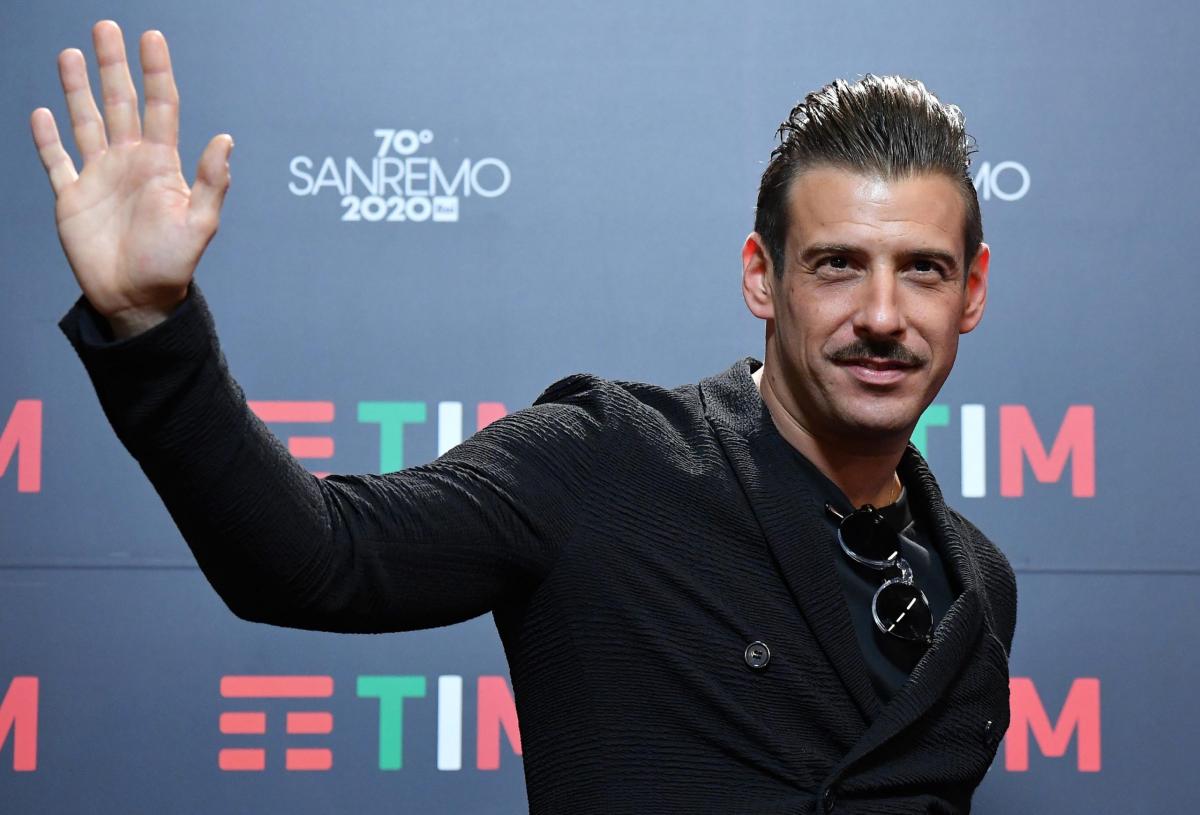 Francesco Gabbani Natale tanto vale nuovo singolo testo e significa…