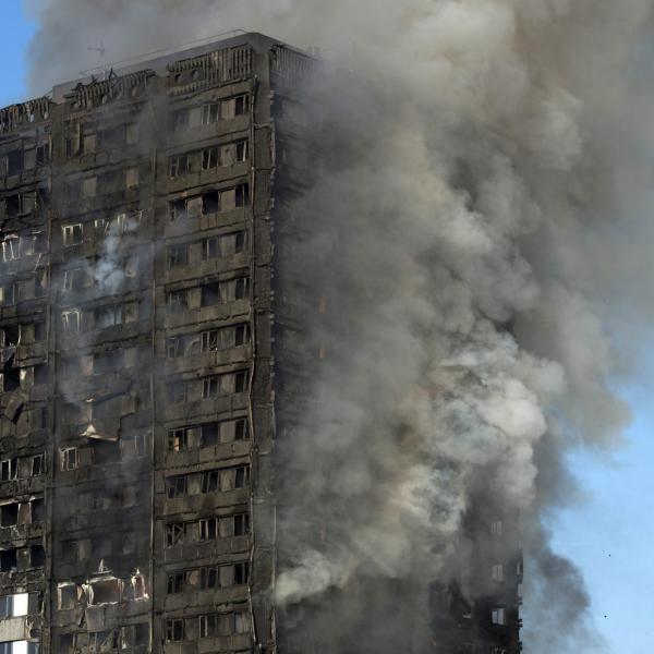 Incendio Grenfell Tower di Londra: pompieri ammalati di cancro dopo…