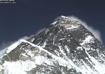 Alpinismo, Anna Gutu trovata morta sull’Himalaya: si cerca ancora il corpo della compagna