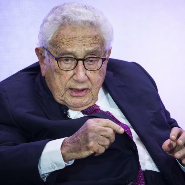 Kissinger a Moro: “Lei la pagherà cara”. Ecco cosa significa la frase e cosa c’è dietro