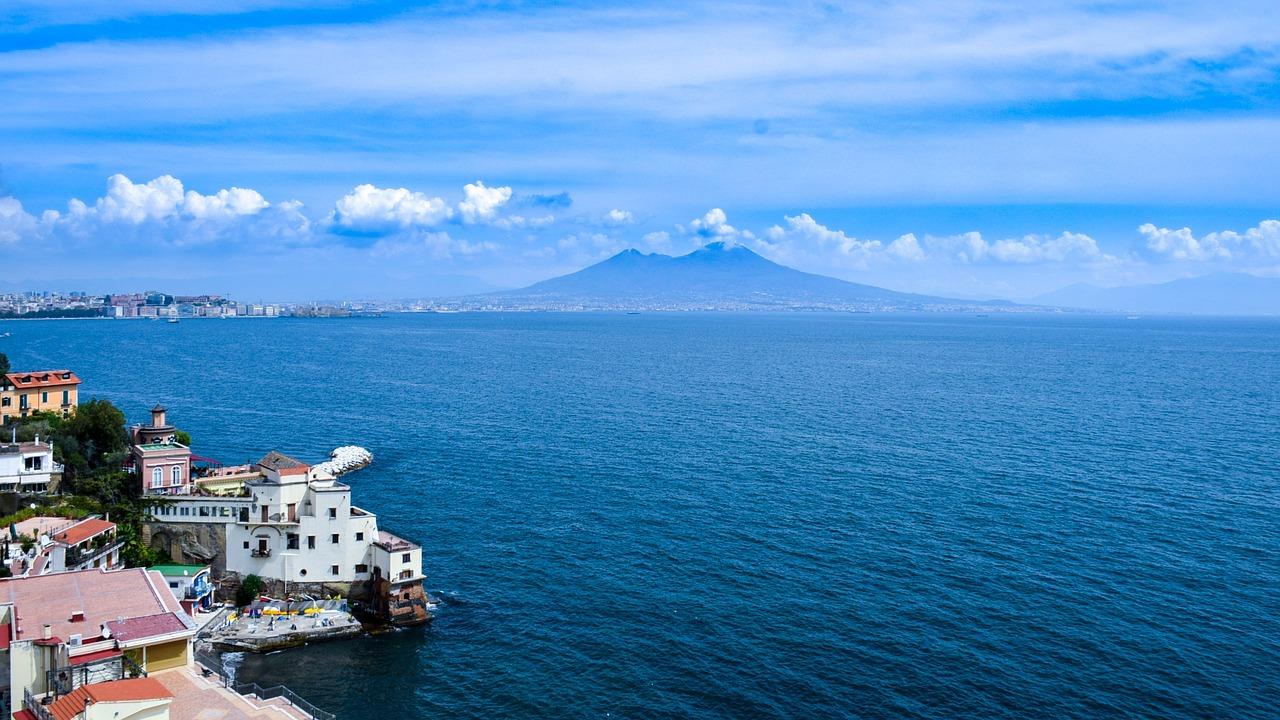 Cosa visitare nei dintorni di Napoli: paesi, spiagge e borghi