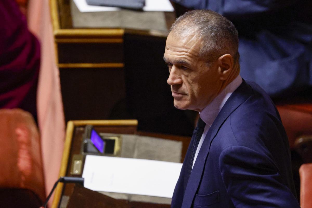 Cottarelli saluta Palazzo Madama, arrivano le dimissioni da senator…