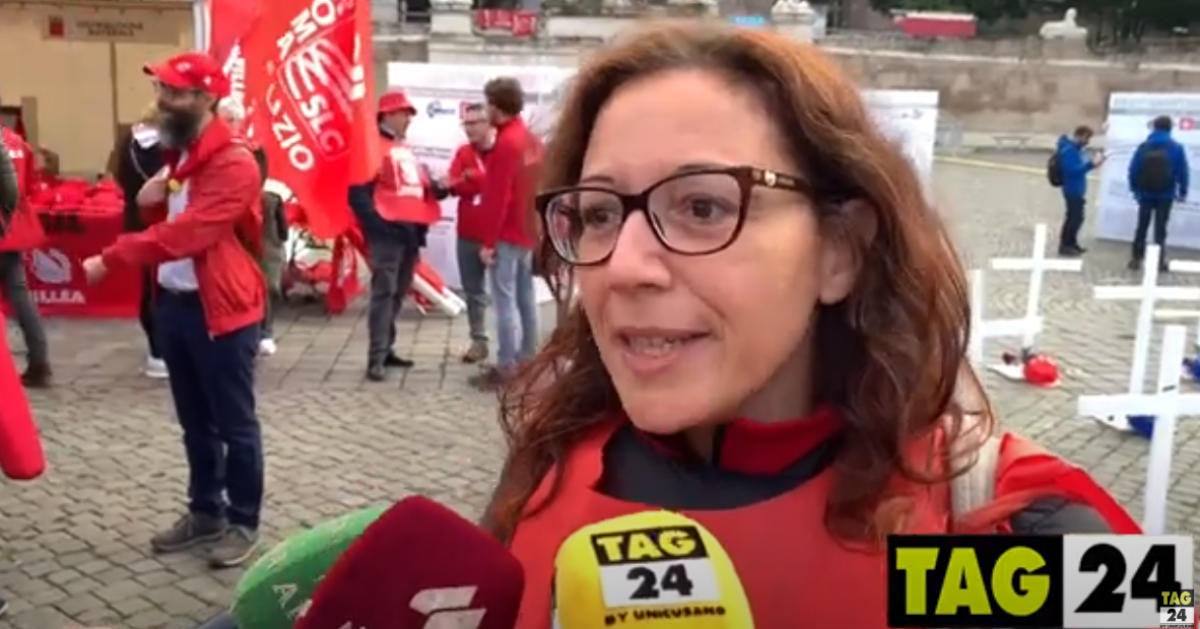 Manifestazione CGIL e UIL a Roma 17 novembre, i partecipanti cantan…