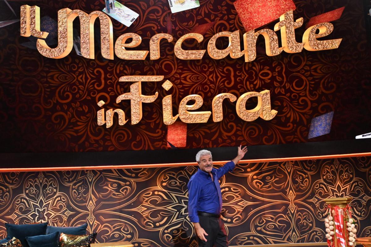 Il Mercante in Fiera, Rai 2 spinge per la chiusura: ecco il motivo….