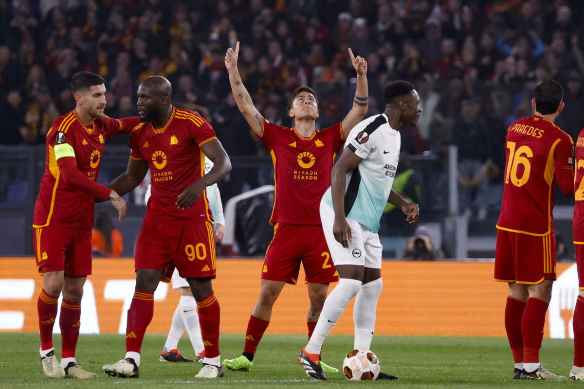 Roma – Brighton 4-0 cronaca e tabellino: giallorossi straripanti, squadra senza limiti illuminata da Pellegrini e Dybala | FOTO