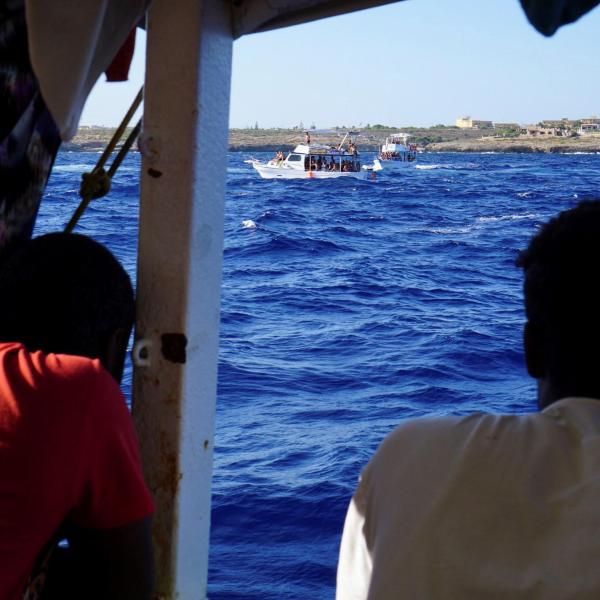 Mare Jonio, la nave della Ong Mediterranea bloccata a Trapani. Martello (ex sindaco di Lampedusa): “Salvini non vuole salvare i naufraghi”