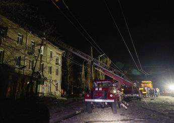 Guerra in Ucraina, attacchi russi contro Kharkiv: quattro morti e dodici feriti. Cede diga in Russia, evacuate 3mila persone